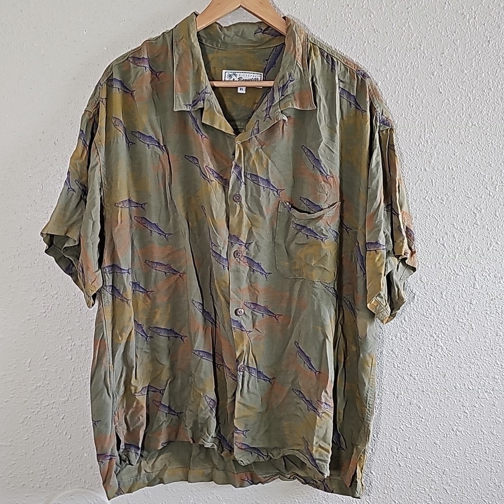 Becksport Short Sleeve Casual Bottom Down Hawaiian Shirt.